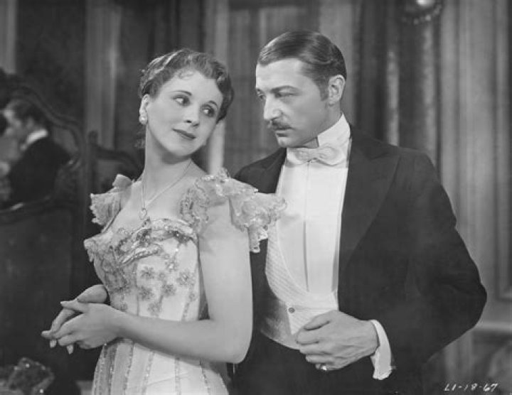 Reeling Backward: Cavalcade (1933) - by Christopher Lloyd